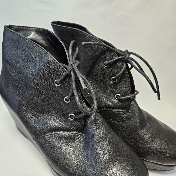 BCBGeneration Womens Kenan Leather Ankle Boot Size 8 Black Chunky Platform Wedge - Picture 2 of 13